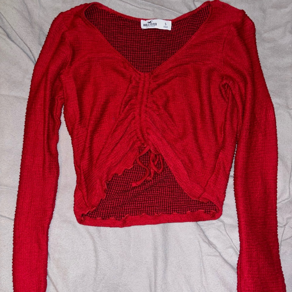 holister small barely worn red blouse